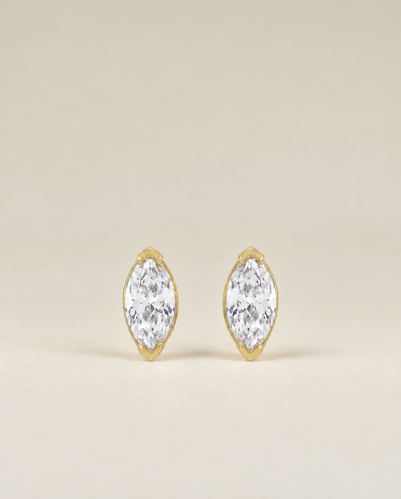 Studs diamante lab