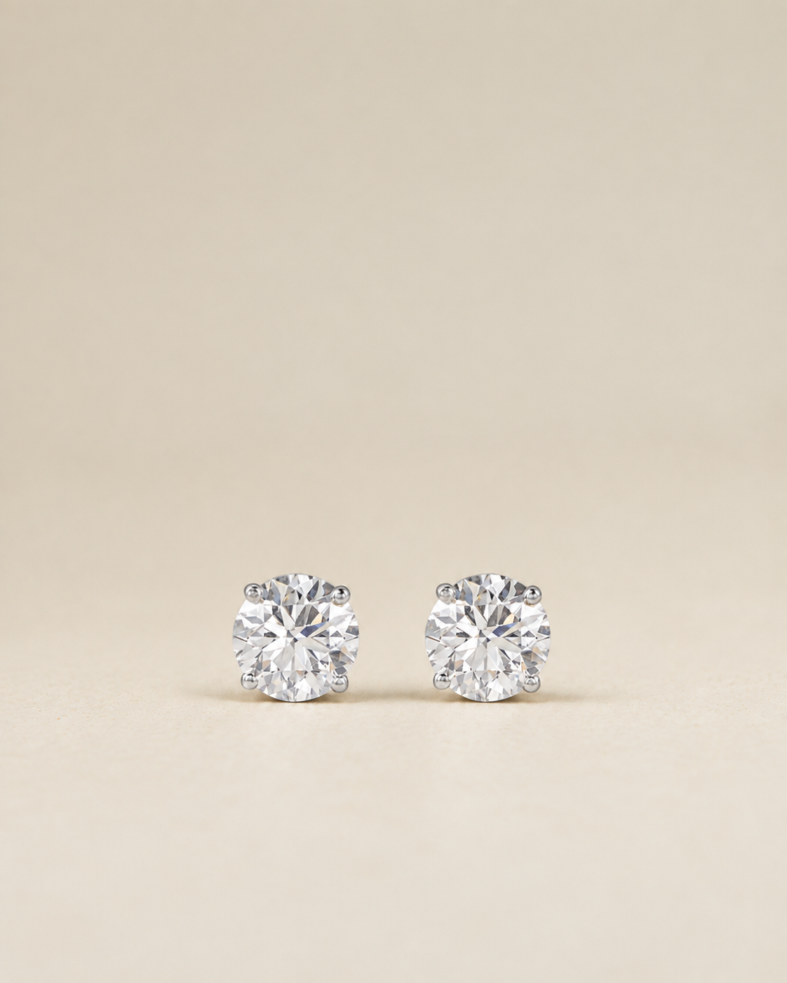 Studs de diamante de laboratorio 
